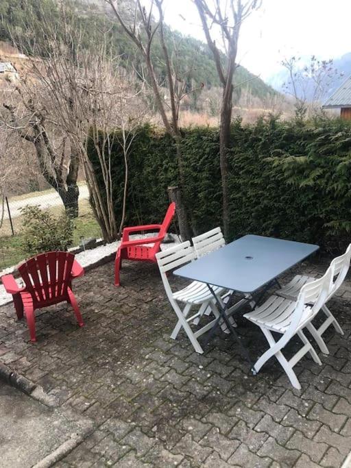 Appartement Rez De Jardin Montee De L'Alpe D'Huez La Garde (Isere) Exterior foto