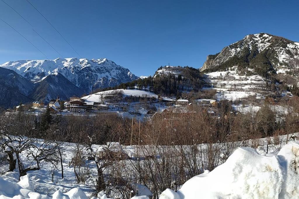Appartement Rez De Jardin Montee De L'Alpe D'Huez La Garde (Isere) Exterior foto