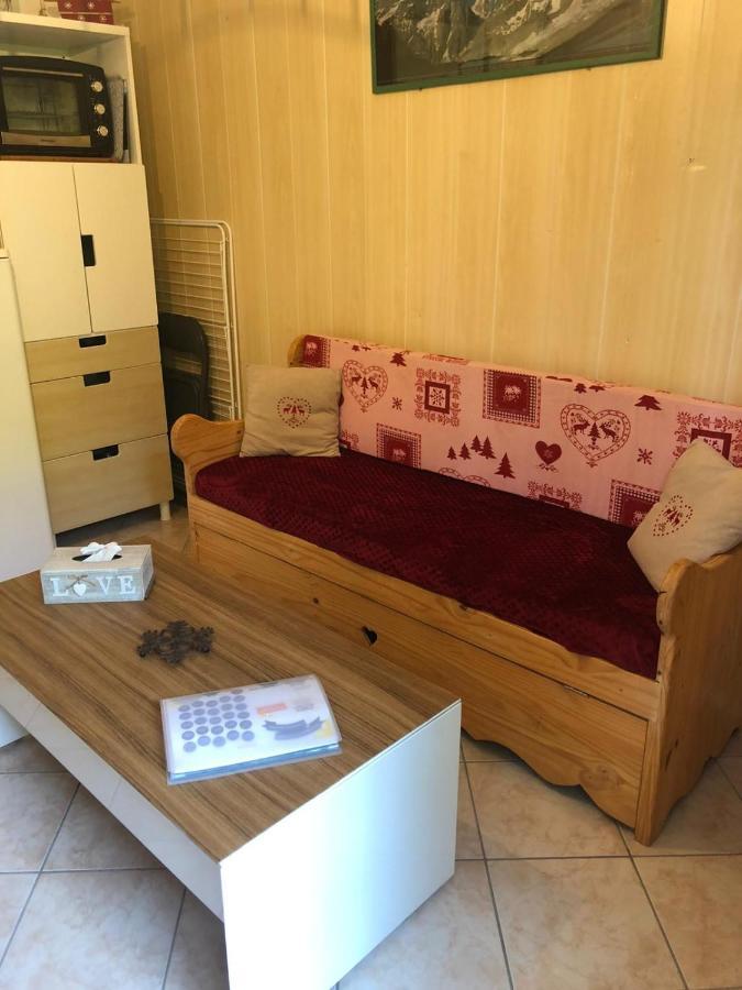 Appartement Rez De Jardin Montee De L'Alpe D'Huez La Garde (Isere) Exterior foto