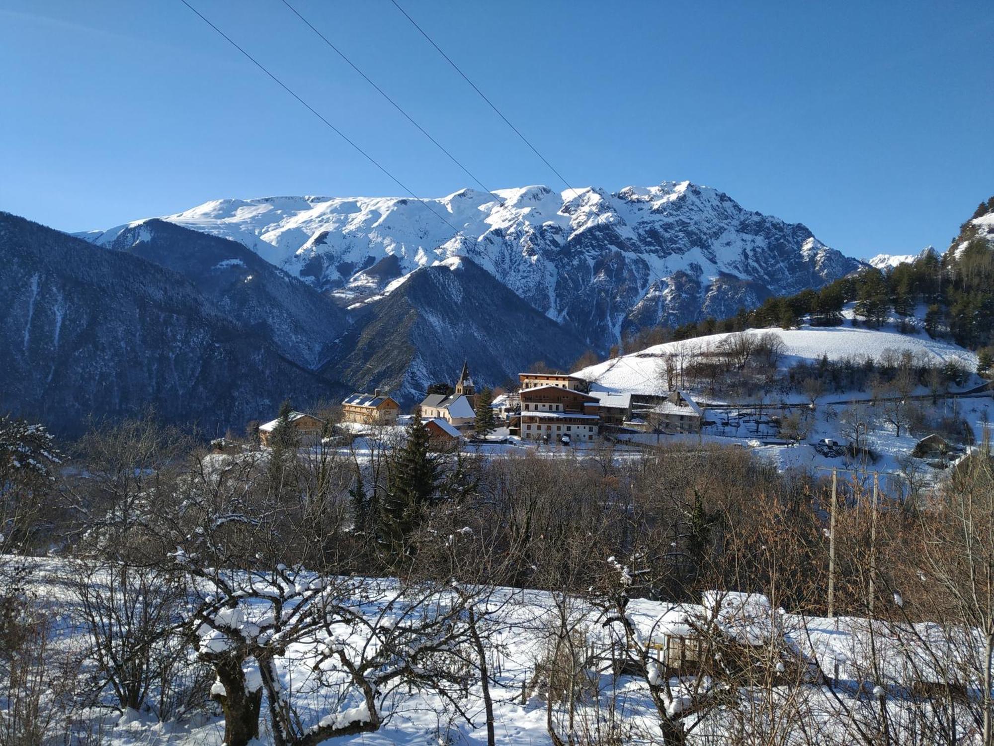 Appartement Rez De Jardin Montee De L'Alpe D'Huez La Garde (Isere) Exterior foto